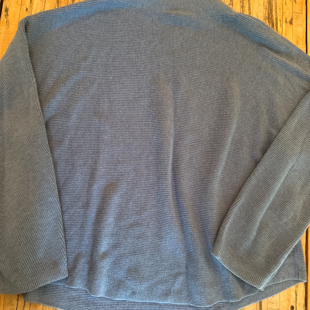 Lululemon Sweater - Picture 2 of 3